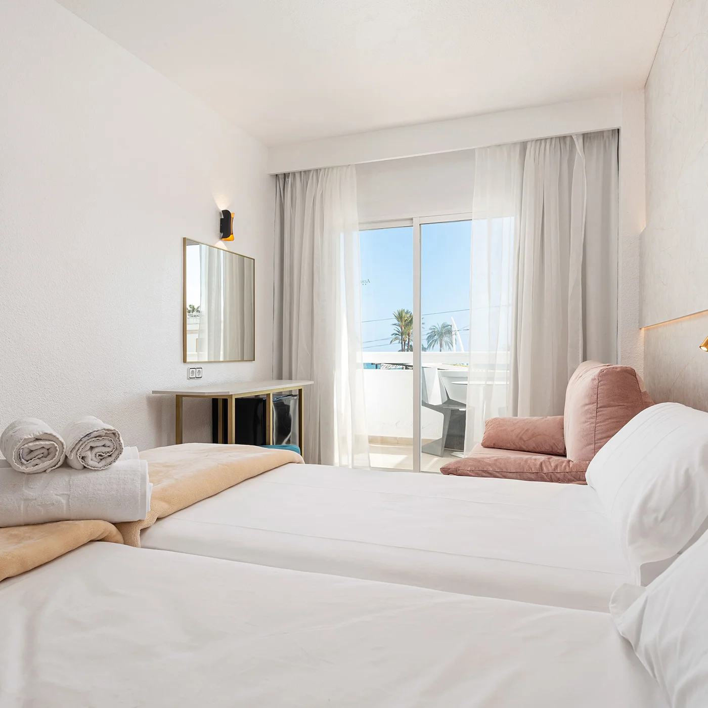 Basic Double Room Basic Double Room hotel Condesa