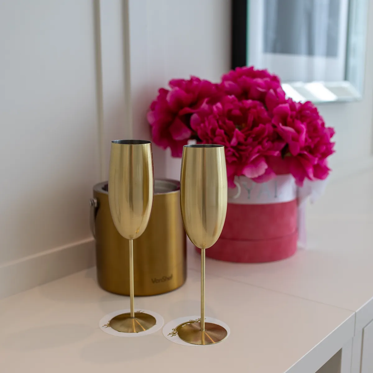 Detail of glasses and flowers