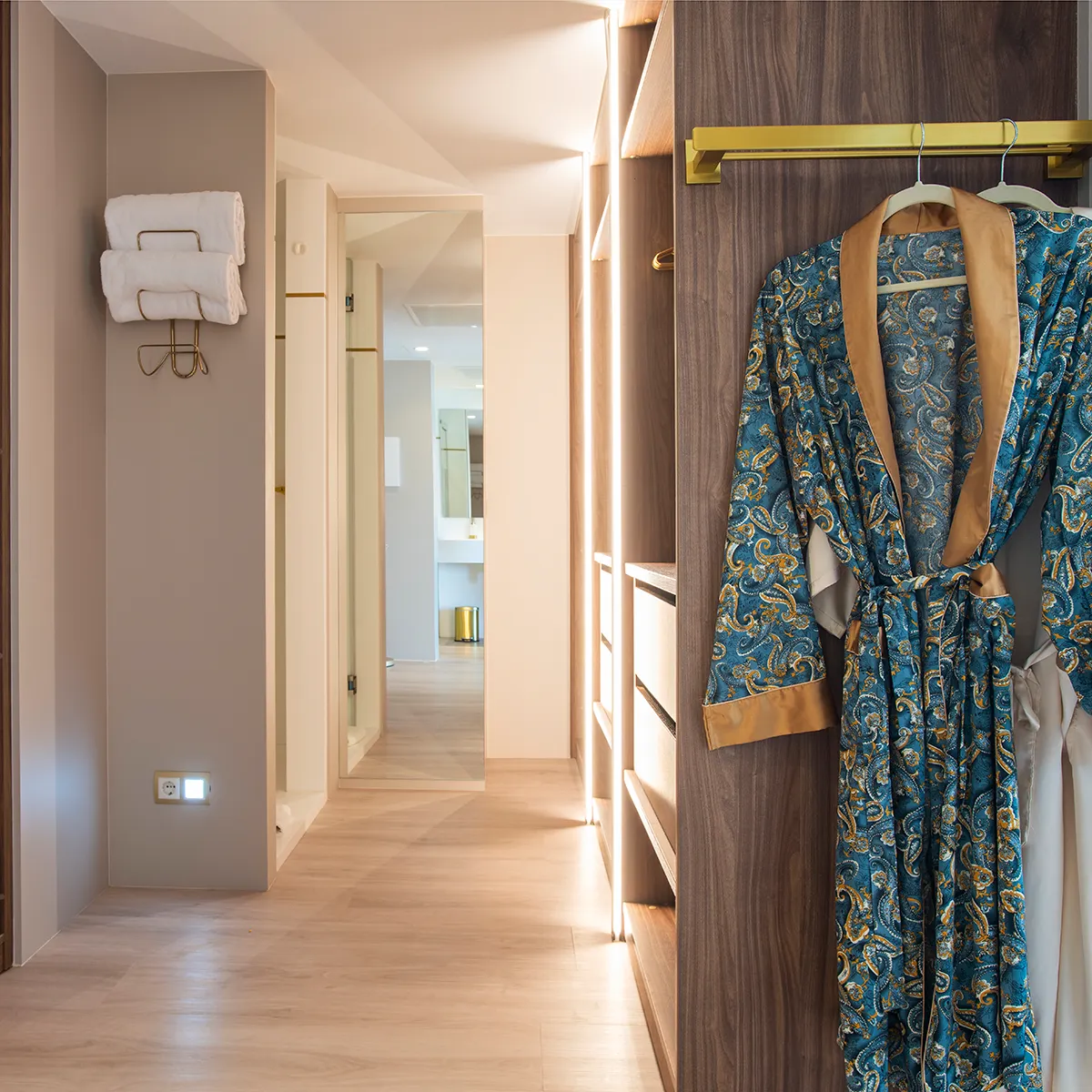 Dressing room in Royal Presidential Room